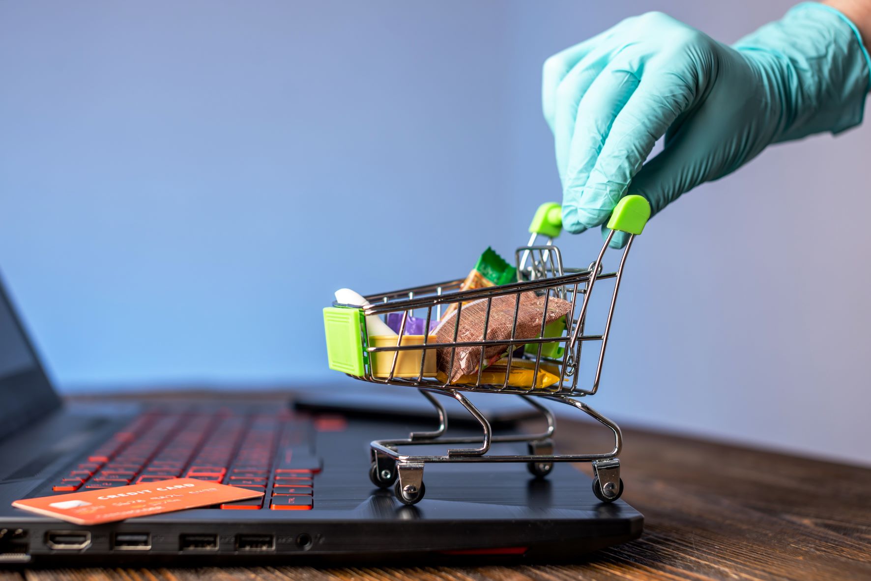 How did the COVID-19 pandemic change ecommerce?